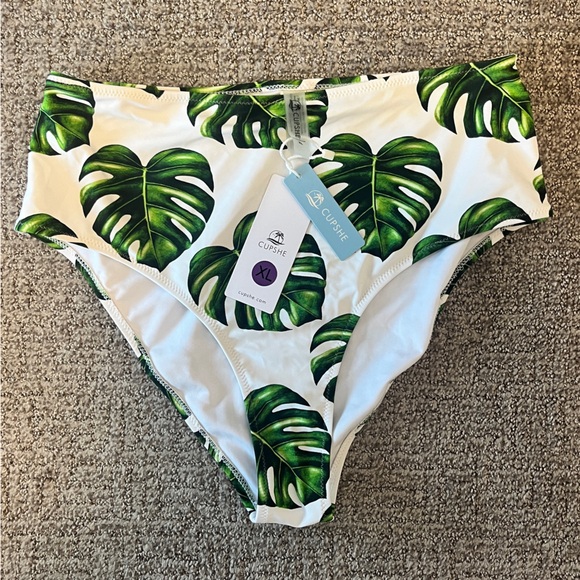 Cupshe Monstera Bikini Bottoms - Picture 1 of 3